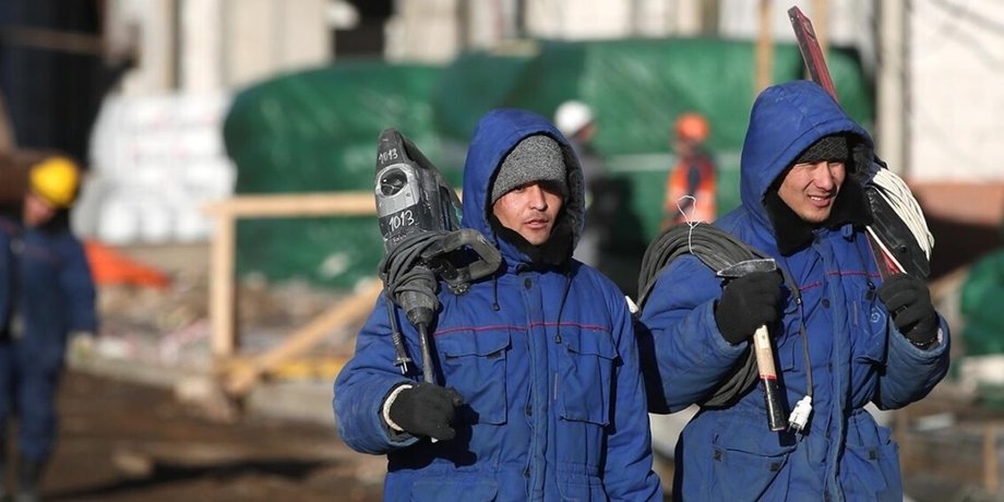 Трудовые мигранты на строительстве в Украине
