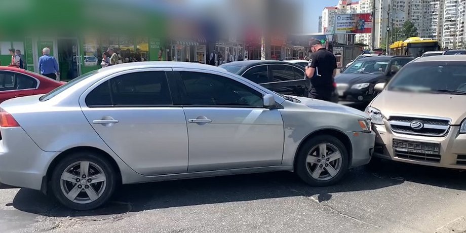 Київ ДТП, дтп, аварія, викрадення машини, поліція викрадення, поліція дтп, оформлення дтп