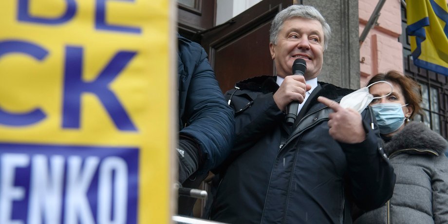 Петр Порошенко, Порошенко, пятый президент, президент порошенко, порошенко с микрофономм