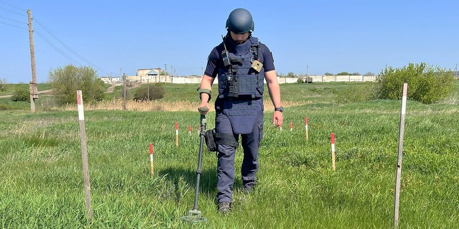 Разминирование Украины — норвежская организация приостановила работы после гибели сотрудников