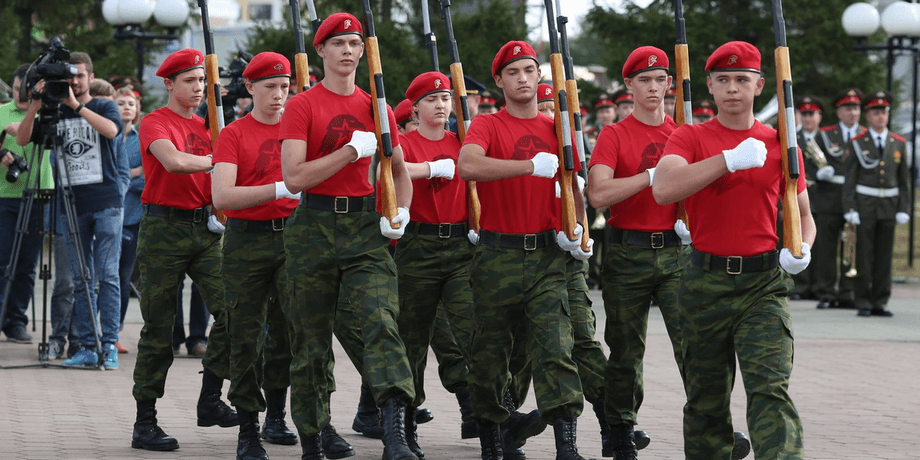 відправка юнармії на війну, війна в Україні