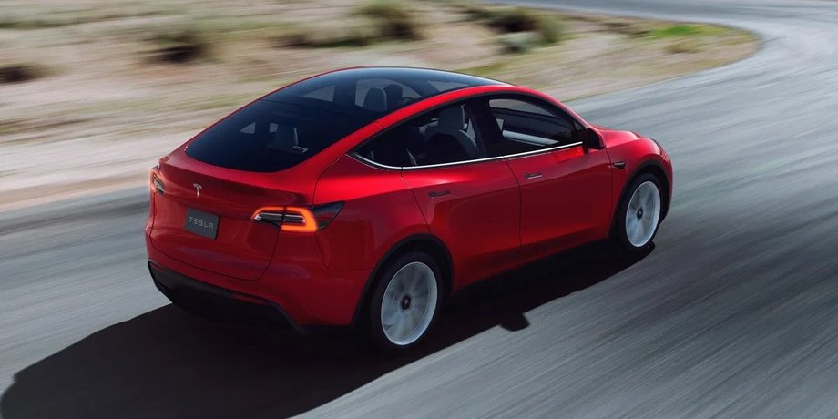 Tesla, Tesla Model Y, Toyota, Toyota RAV4, Кроссовери, Авто, Автомобілі, Світ, Фото, Продажі, Моделі