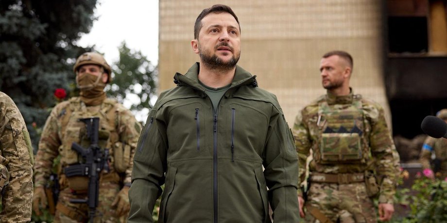 Президент Украины, владимир зеленский, зеленский на войне