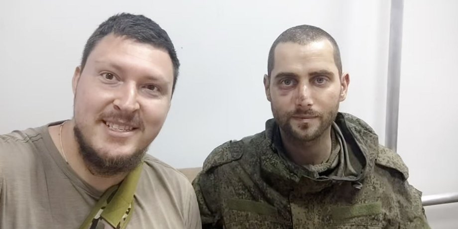 Украинский журналист и пленный оккупант из Словакии