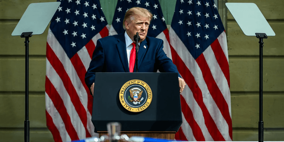Дональд Трамп знову погрожує Канаді