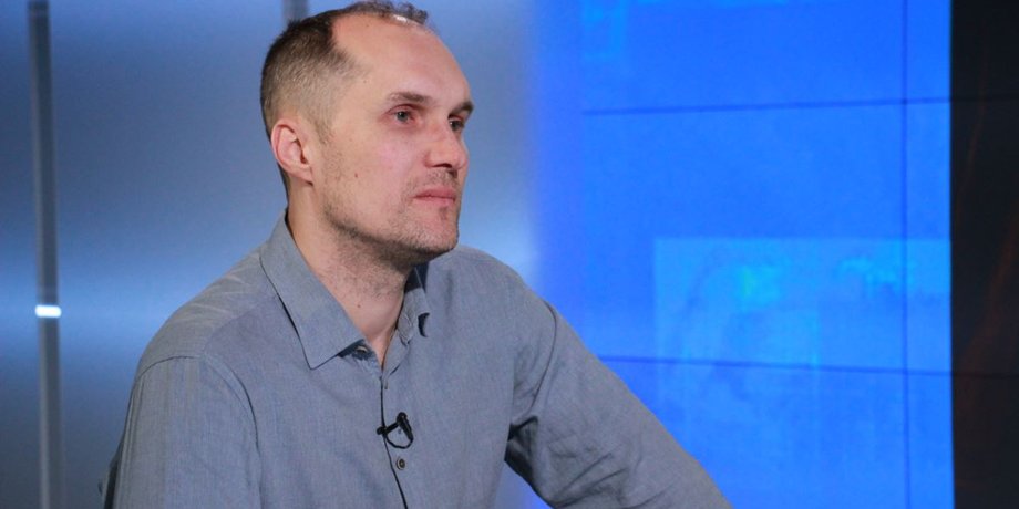 Юрий Бутусов