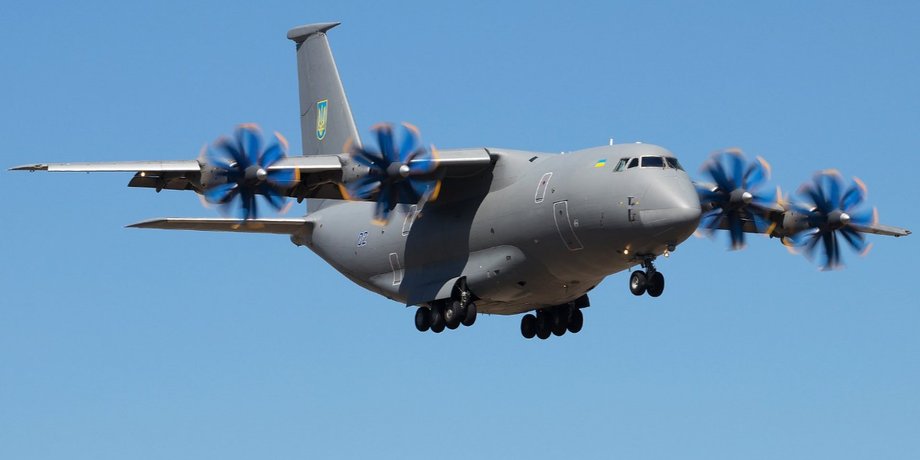 Ан-70 літак