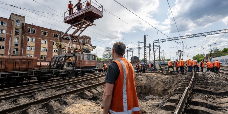 Рынок труда 2025, горячие вакансии, Топ 3 вакансий, актуальные вакансии, работа в Украине, работа в Украине