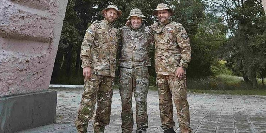 Евгений Пригожин, Сергей Шнуров, группа Ленинград, песня для Пригожина, военный мятеж Пригожина, артист, ЧВК "Вагнер"