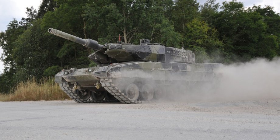 Передача Украине танков