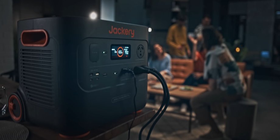 Зарядная станция Jackery Explorer 2000 Plus зарядная станция Jackery Explorer 2000 Plus