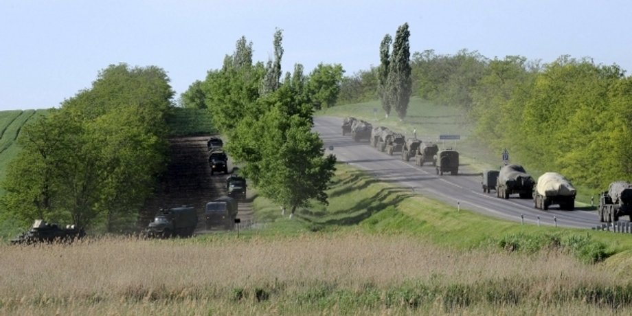 Колонна российской техники / Фото: Reuters