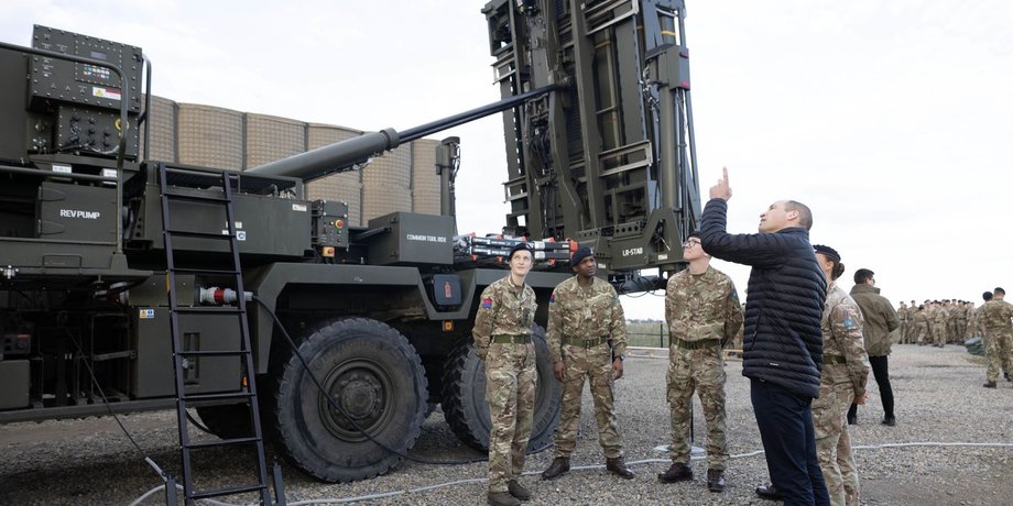 Принц Уильям побывал на военной базе недалеко от границы с Украиной