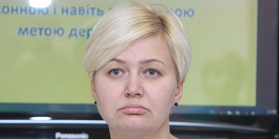 Лариса Ніцой, футбол, збірна, критика,