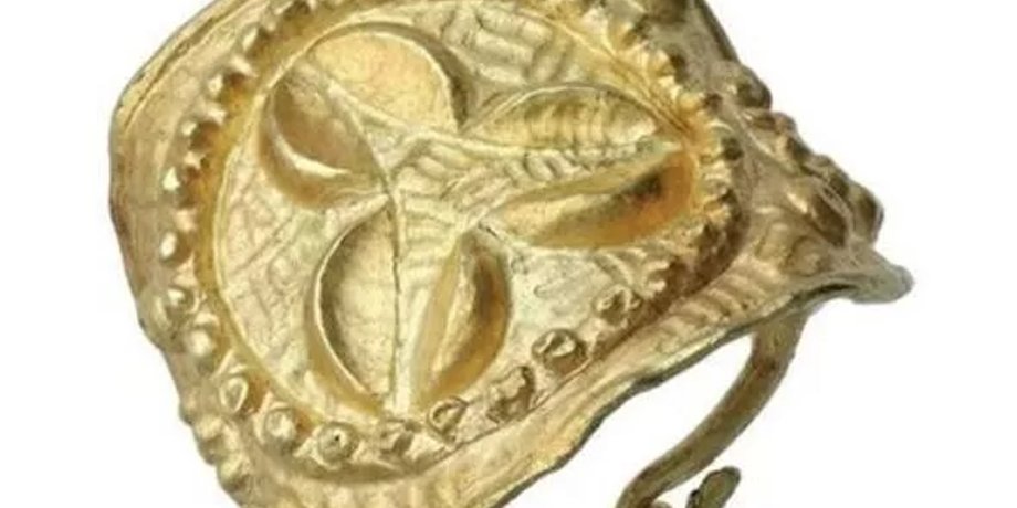 Кільце, золото, коштовності, Великобританія