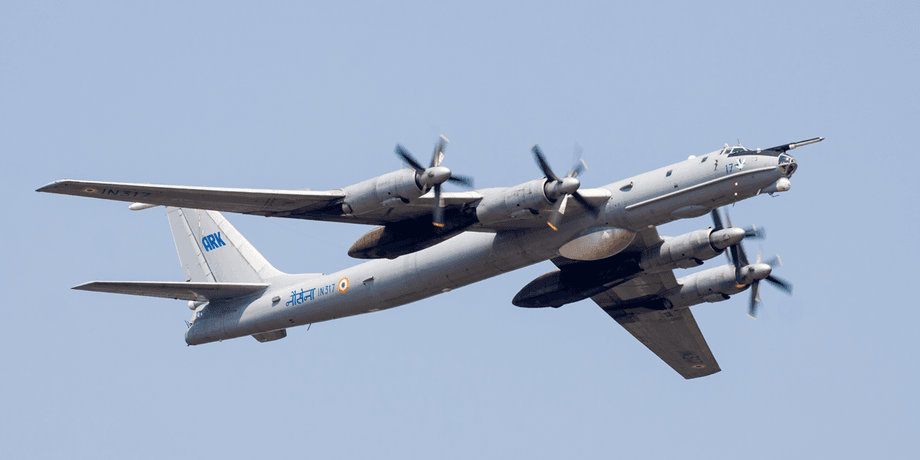 Ту-142