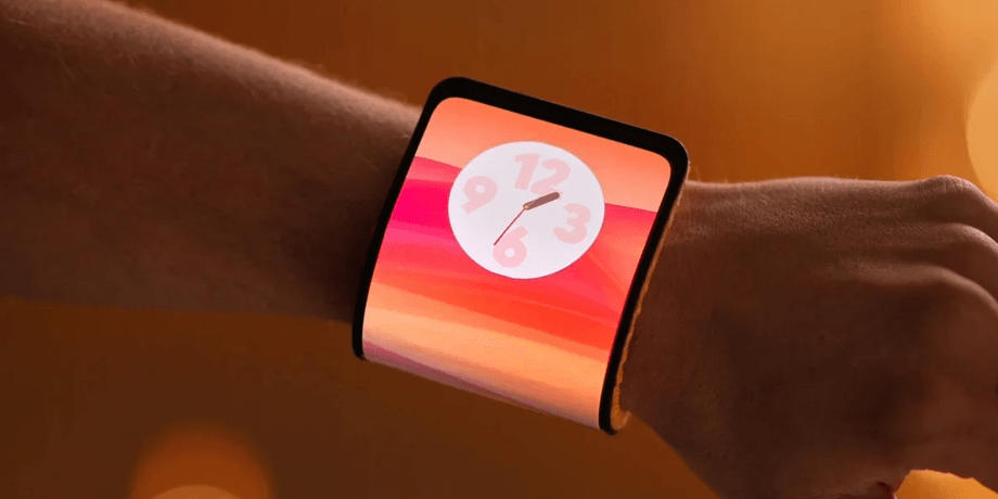 Motorola новий смартфон розумний годинник