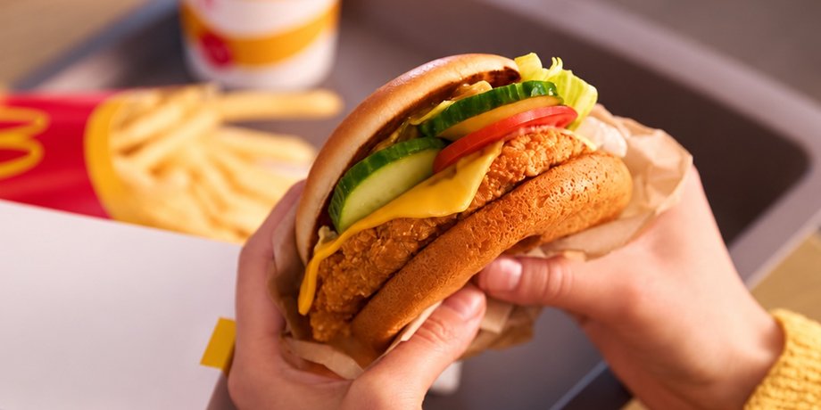 McDonald’s временно сокращает меню в украинских ресторанах