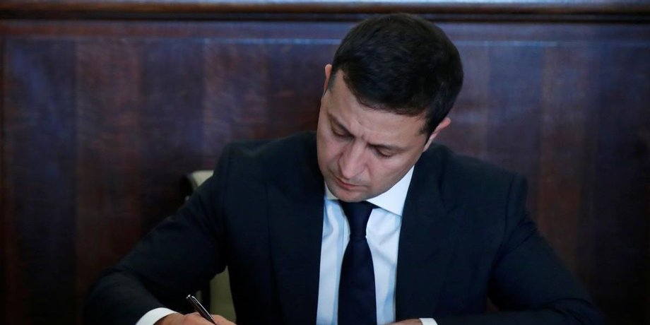 Володимир Зеленський, підпис, санкції
