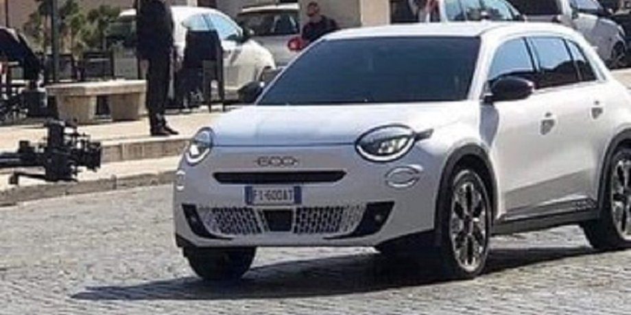 Fiat, Fiat 600, Авто, Автомобілі, Кросовер, Кроссовери, Новинка, Італія, Двигуни, Фото, Тести