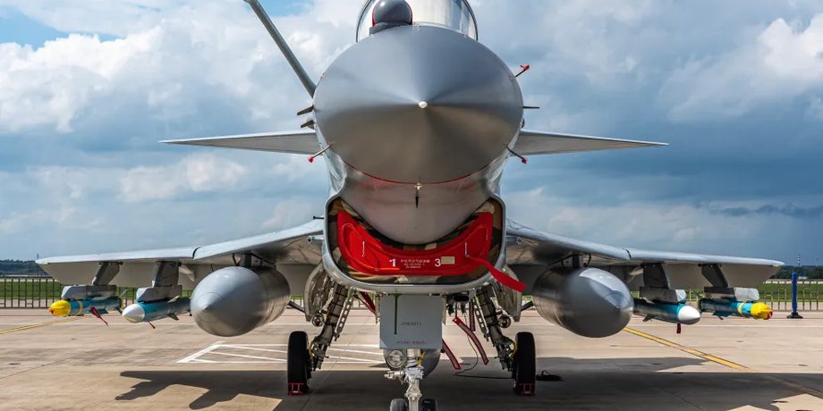 J-10C, винищувач, китай, виробництво, літаки, конкуренція, пакистан, зброя