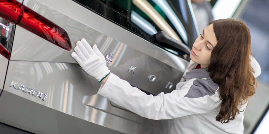завод ГАЗ, завод Volkswagen, автовиробництво в Росії, санкції проти Росії, виробництво авто в Росії