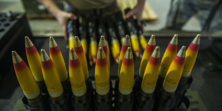 Великобританія уран, Великобританія уран снаряди, снаряди з ураном, боєприпаси уранові, Великобританія боєприпаси з ураном