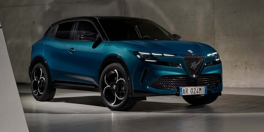 Alfa Romeo Milano, Alfa Romeo Junior, Alfa Romeo, кроссовер Alfa Romeo
