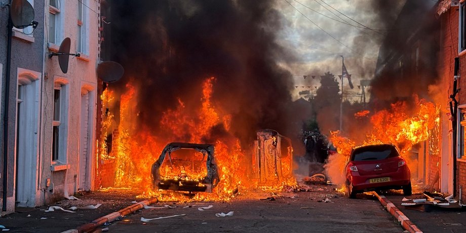 белфаст антимігрантські протести та заворушення