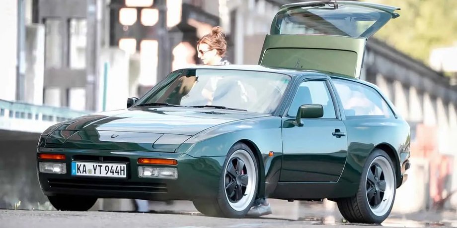 Автомобиль Porsche 944 Shooting Brake