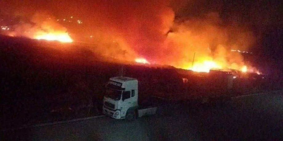 Пожар, Иран, взрывы, обстрел,