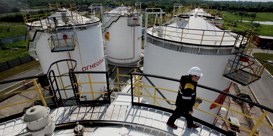 Топливо, российский газ, нефть россия, российская нефть, нефтяное эмбарго