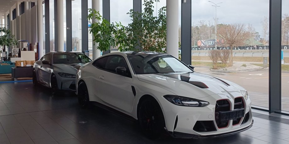 BMW M4 CSL, новый BMW M4, BMW M4, спорткар BMW, купить BMW M4, BMW M4 2023