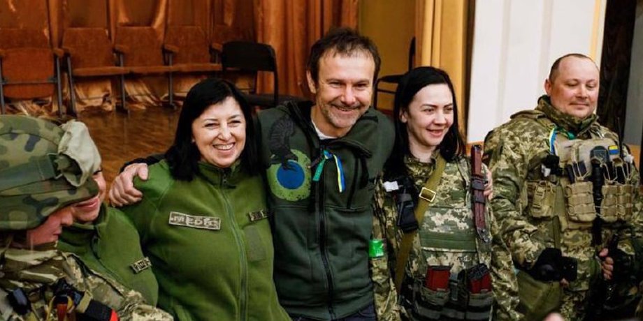 Вакарчук Харьков концерт альбом военные ВСУ Суперсимметрия Океан Эльзы