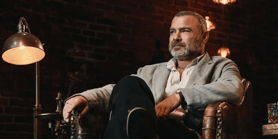 Лиев Шрайбер приехал в Украину