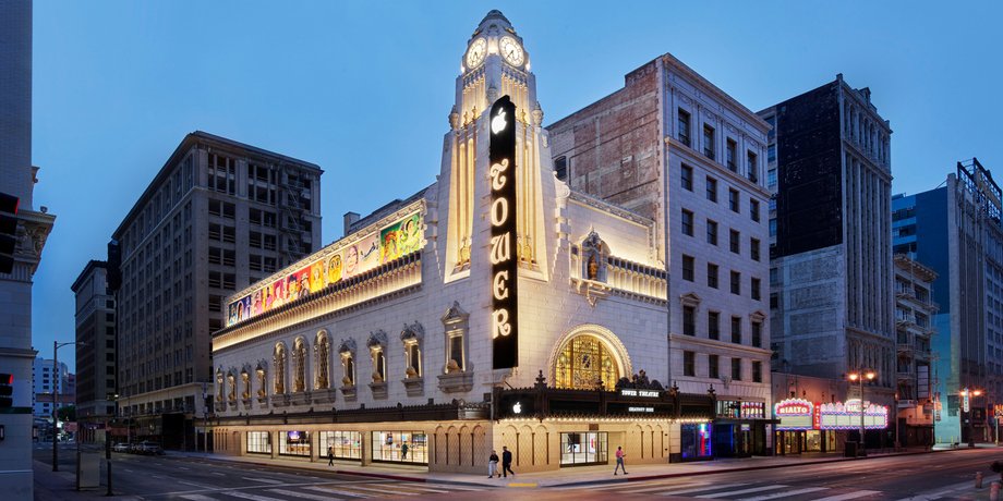 Tower Theatre, реставрація, магазин Apple