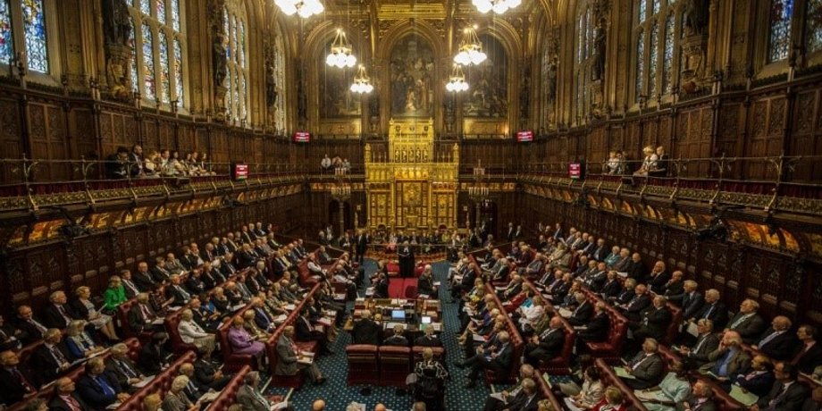 Парламент Великобританії, парламенту, закону