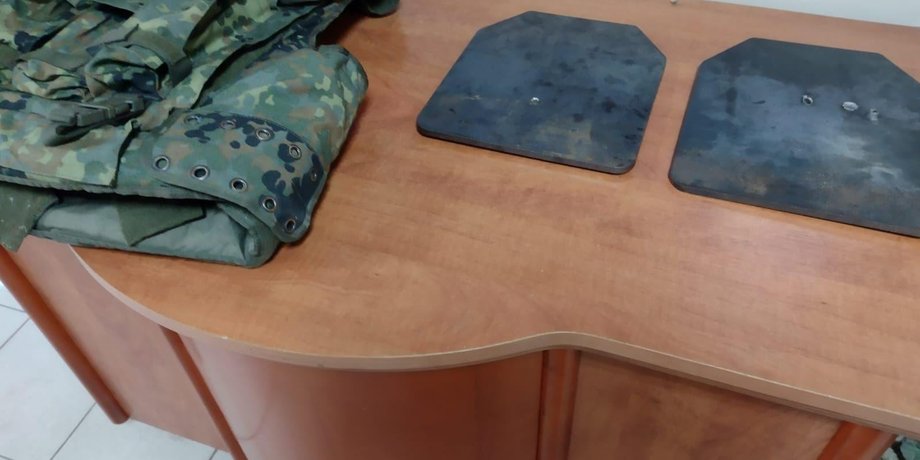 Бронежилети з низькоякісних пластин