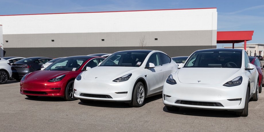 вживані тесла, Tesla з пробігом, продажі Tesla, електромобілі Tesla