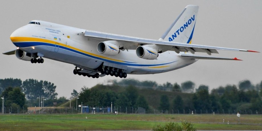 перевезення літаків до Сербії