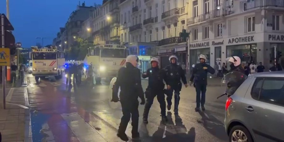 протесты во Франции, массовые беспорядки, Эмманюэль Макрон, убийство студента, 17-летний подросток