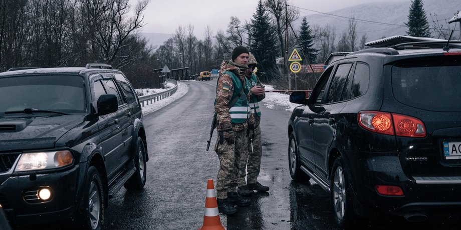 Кордон України та Румунії, Велятино