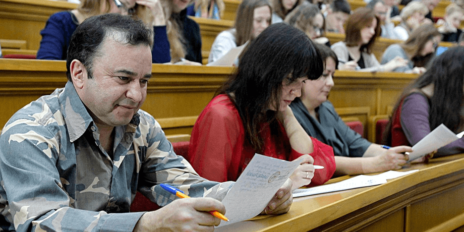 радиодиктант национального единства, День украинского языка, приложение Дія, Михаил Федоров, Ада Роговцева, Ирина Цилык