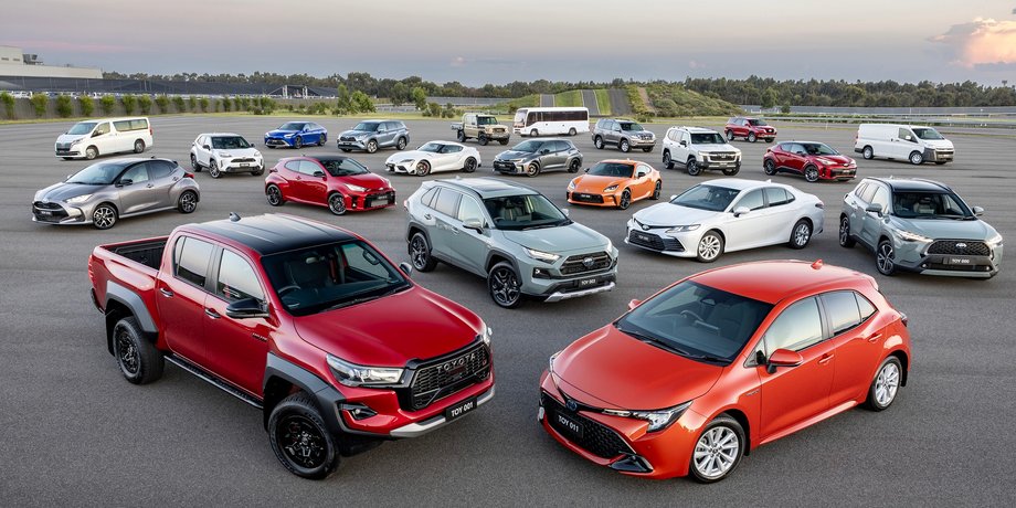 автомобили Toyota