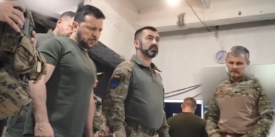 Зеленський, президент України, Зеленський на фронті, Зеленський візит Донеччина, Зеленський Соледар, Зеленський Бахмут