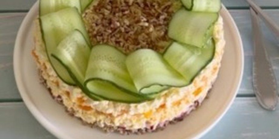 салат со скумбрией