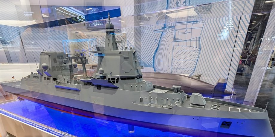 фрегат класу F127