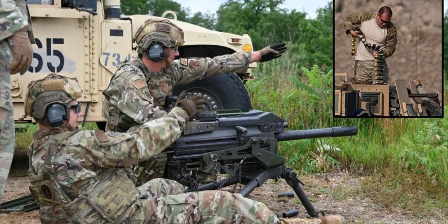 Американские военные с гранатометом МК19