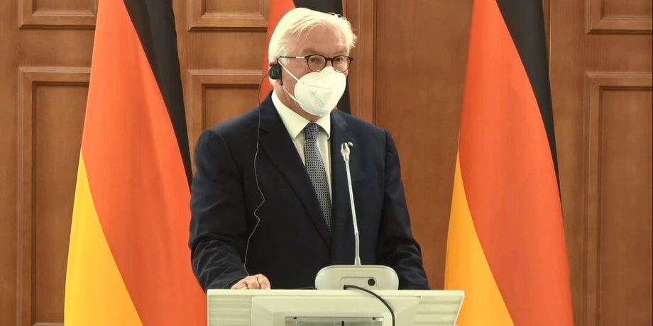 Штайнмайер опроверг слухи об отмене безвиза для Украины