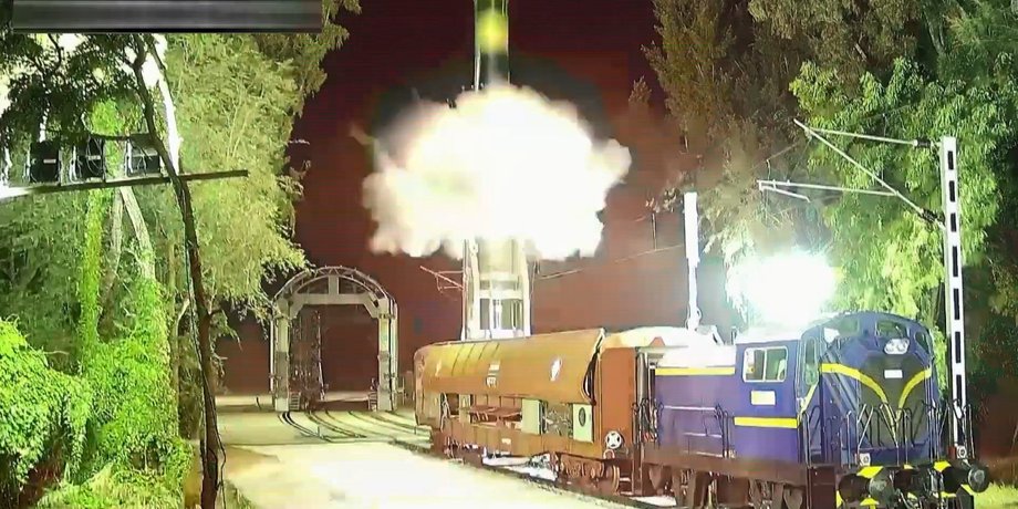 Баллистическая ракета Agni-P получила пусковую установку на поезде